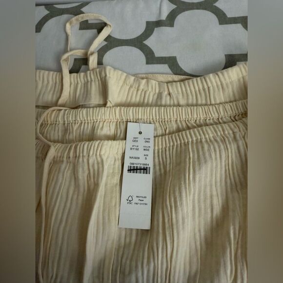 J.Crew Halter top  in airy gauze NWT Size S - Picture 3 of 9